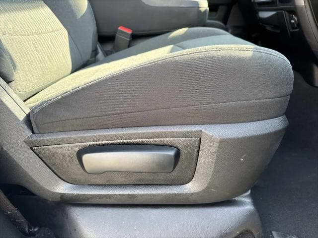 2024 Ram 1500 Classic Warlock Crew Cab 4x2 5'7" Box
