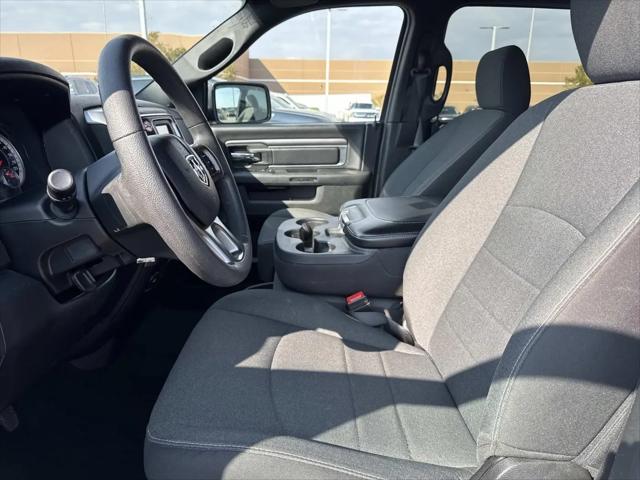2024 Ram 1500 Classic Warlock Crew Cab 4x2 5'7" Box