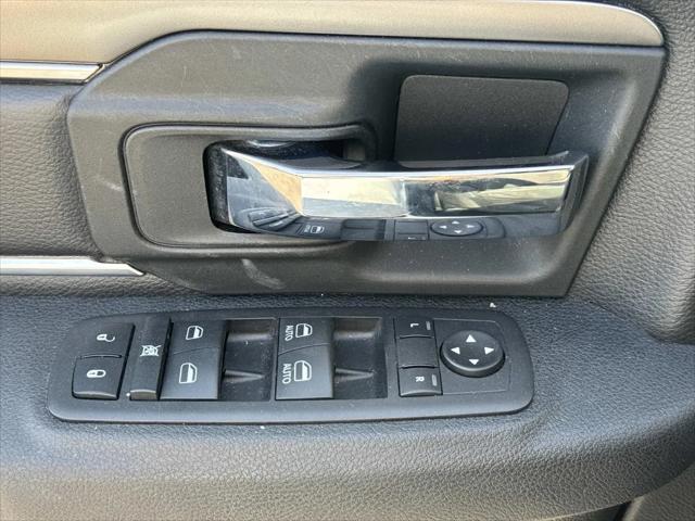 2024 Ram 1500 Classic Warlock Crew Cab 4x2 5'7" Box