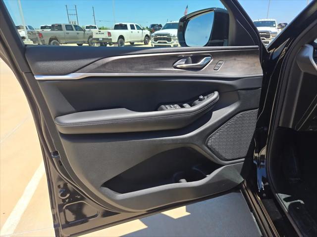 2026 Jeep Grand Cherokee L Limited 4x2