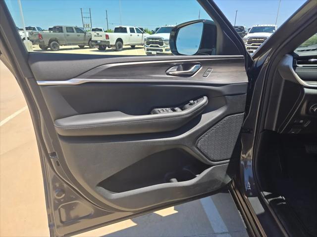 2026 Jeep Grand Cherokee L Limited 4x2