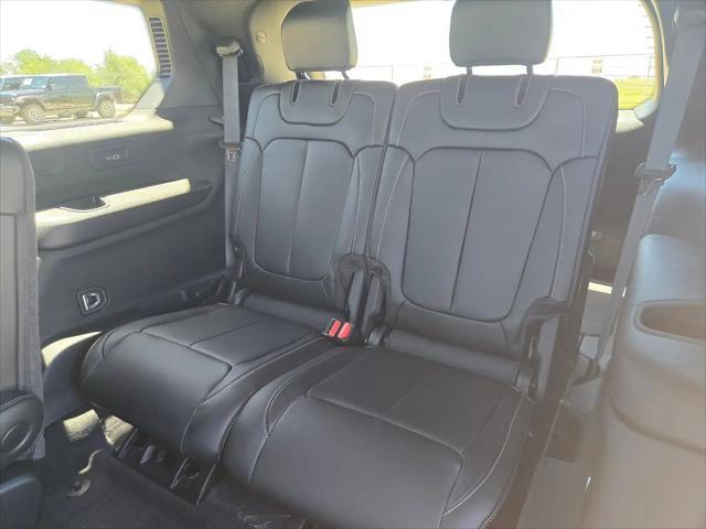 2026 Jeep Grand Cherokee L Limited 4x2