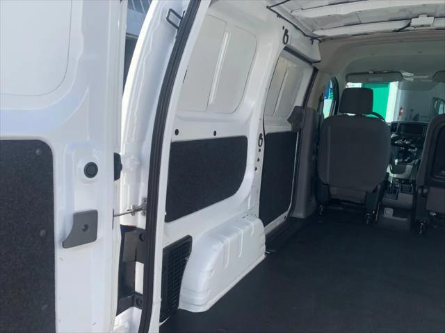 2021 Nissan NV200 Compact Cargo S Xtronic CVT