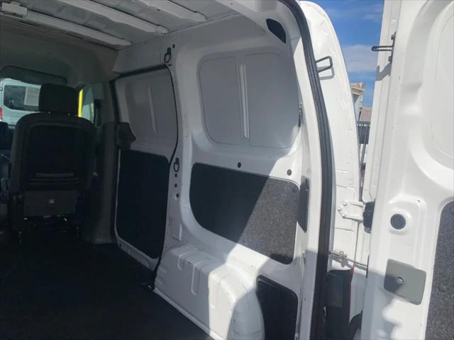 2021 Nissan NV200 Compact Cargo S Xtronic CVT