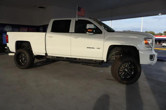 2017 GMC Sierra 3500HD Denali