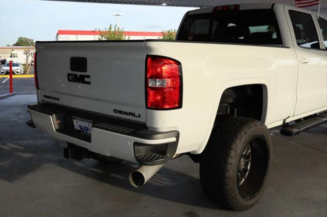 2017 GMC Sierra 3500HD Denali
