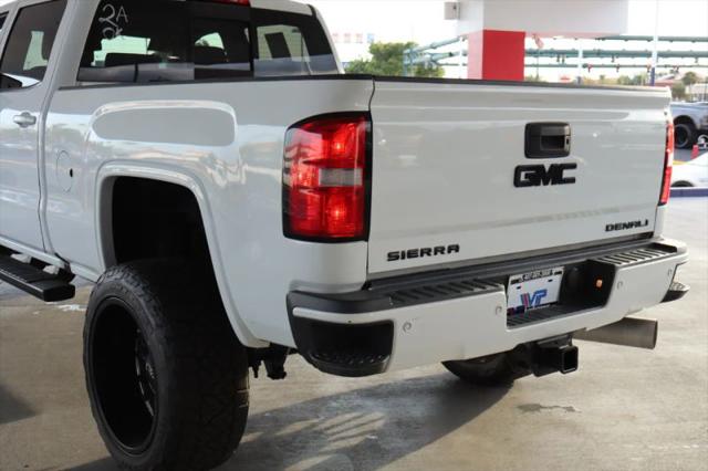 2017 GMC Sierra 3500HD Denali