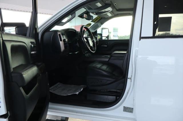 2017 GMC Sierra 3500HD Denali