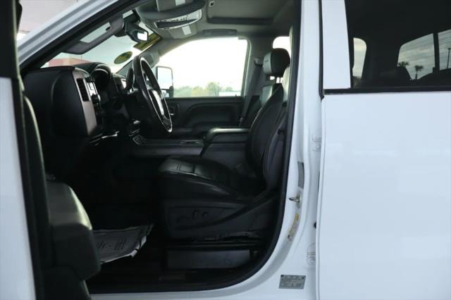 2017 GMC Sierra 3500HD Denali