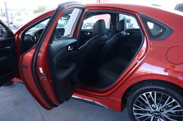 2023 Kia Forte GT-Line