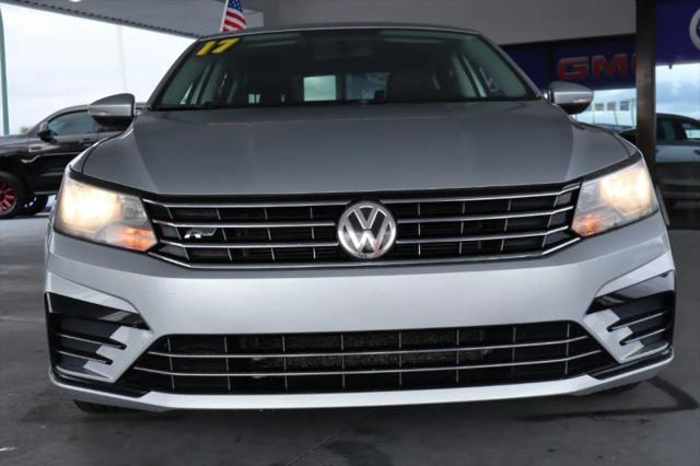 2017 Volkswagen Passat 1.8T R-Line