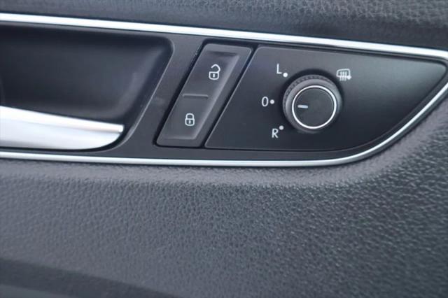 2017 Volkswagen Passat 1.8T R-Line