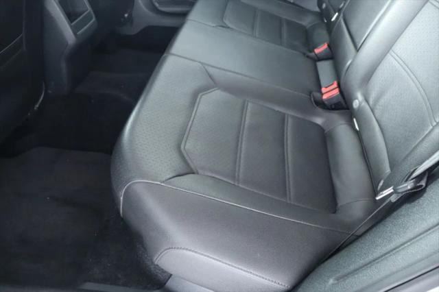 2017 Volkswagen Passat 1.8T R-Line