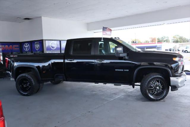 2022 Chevrolet Silverado 3500HD 4WD Crew Cab Long Bed LT