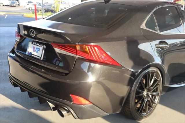2018 Lexus IS 300 300