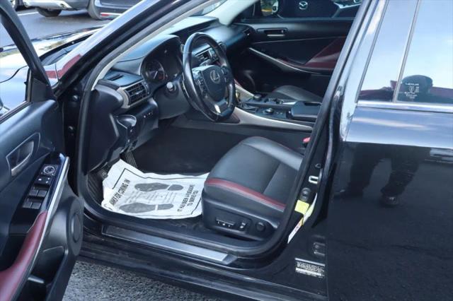 2018 Lexus IS 300 300