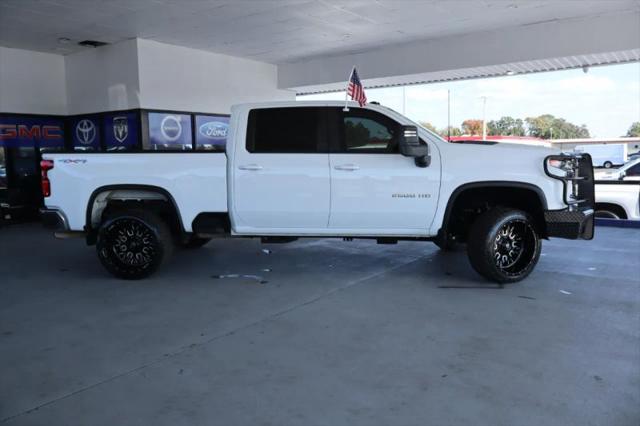 2020 Chevrolet Silverado 2500HD 4WD Crew Cab Standard Bed LT
