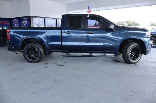 2021 Chevrolet Silverado 1500 2WD Double Cab Standard Bed Custom
