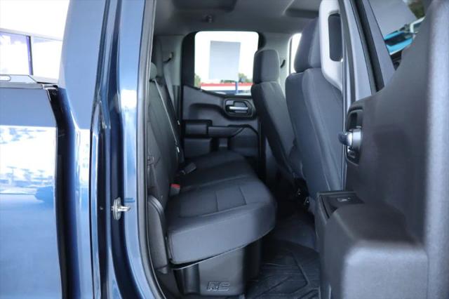 2021 Chevrolet Silverado 1500 2WD Double Cab Standard Bed Custom