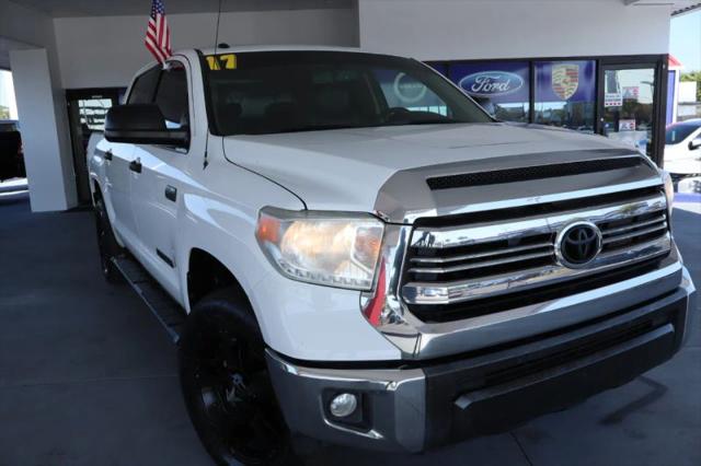 2017 Toyota Tundra SR5 5.7L V8