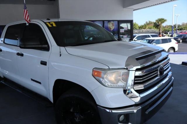 2017 Toyota Tundra SR5 5.7L V8