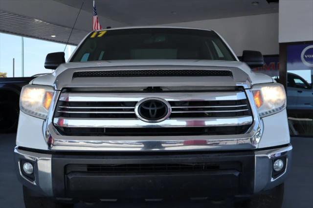 2017 Toyota Tundra SR5 5.7L V8