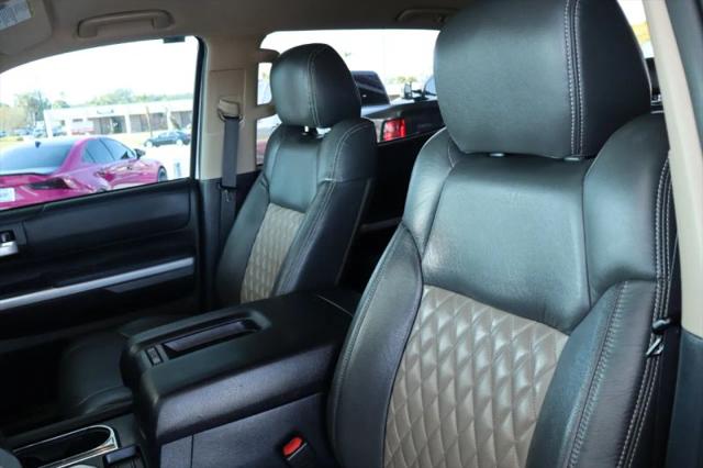 2017 Toyota Tundra SR5 5.7L V8