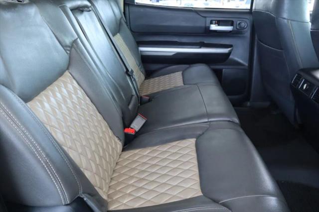 2017 Toyota Tundra SR5 5.7L V8