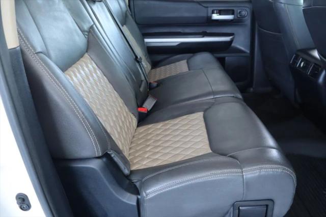 2017 Toyota Tundra SR5 5.7L V8