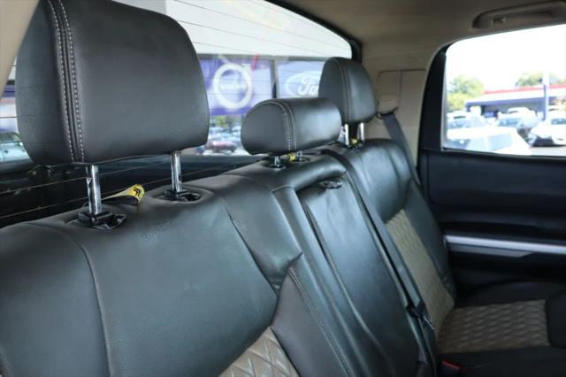 2017 Toyota Tundra SR5 5.7L V8