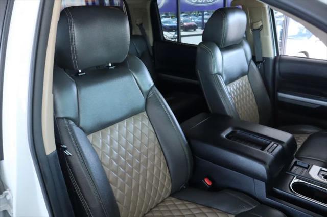 2017 Toyota Tundra SR5 5.7L V8