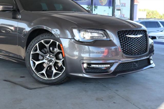 2018 Chrysler 300 300S