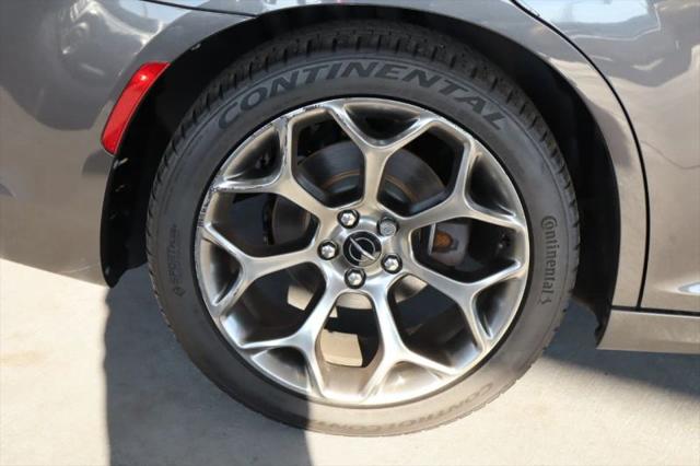 2018 Chrysler 300 300S