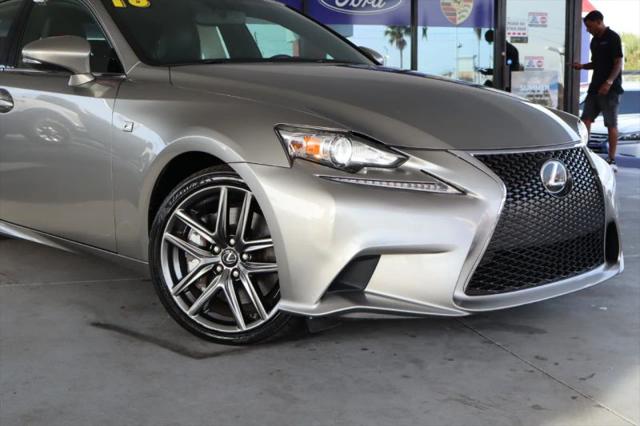2016 Lexus IS 300 300