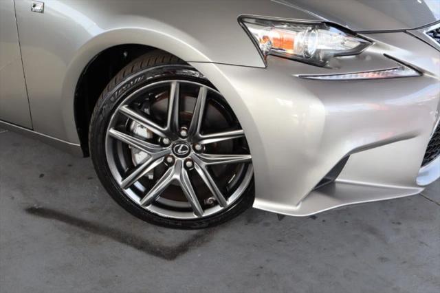 2016 Lexus IS 300 300