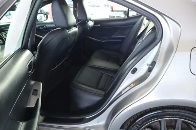 2016 Lexus IS 300 300