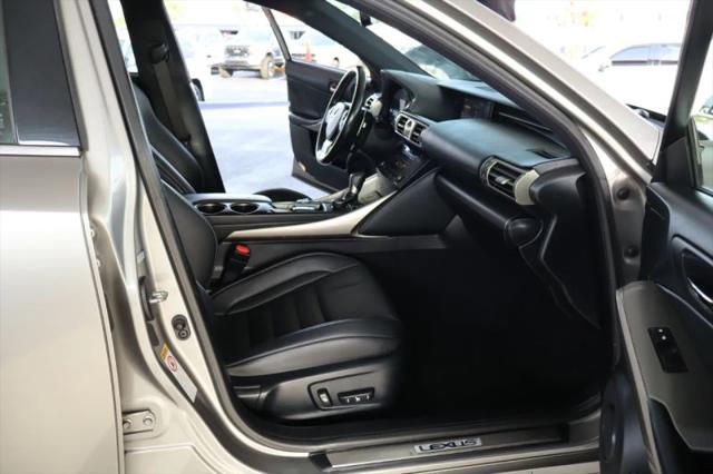 2016 Lexus IS 300 300