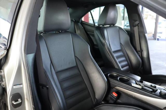 2016 Lexus IS 300 300