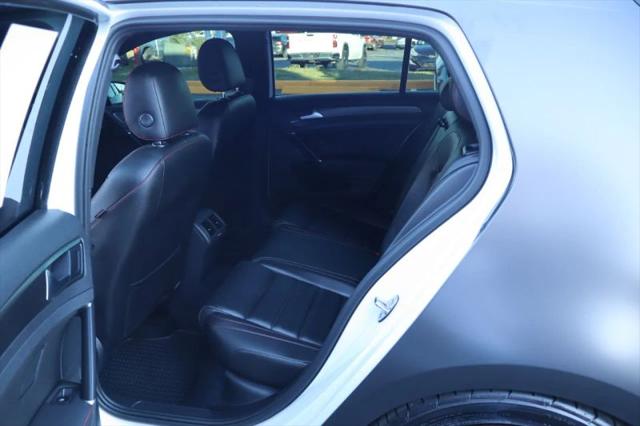 2021 Volkswagen Golf GTI 2.0T Autobahn