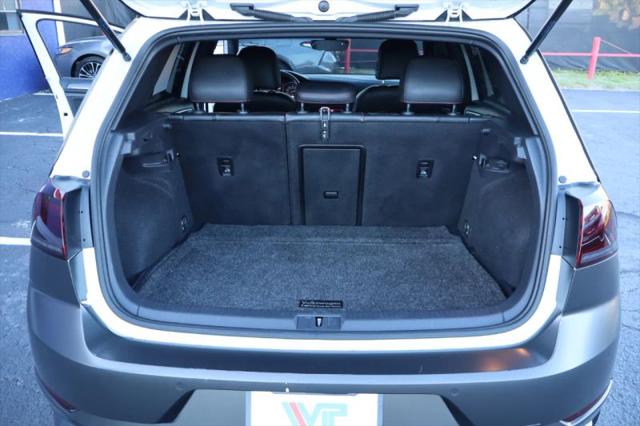 2021 Volkswagen Golf GTI 2.0T Autobahn