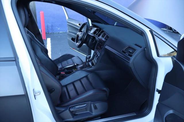 2021 Volkswagen Golf GTI 2.0T Autobahn
