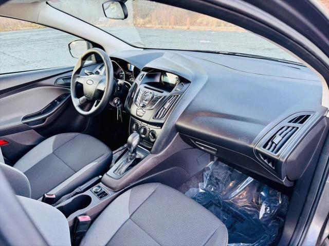 2012 Ford Focus S