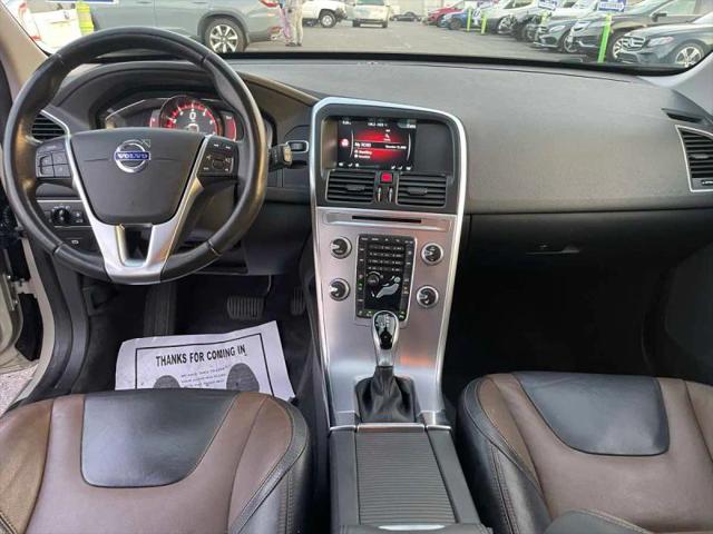 2017 Volvo XC60 T6 Dynamic
