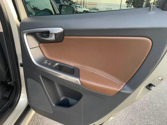 2017 Volvo XC60 T6 Dynamic
