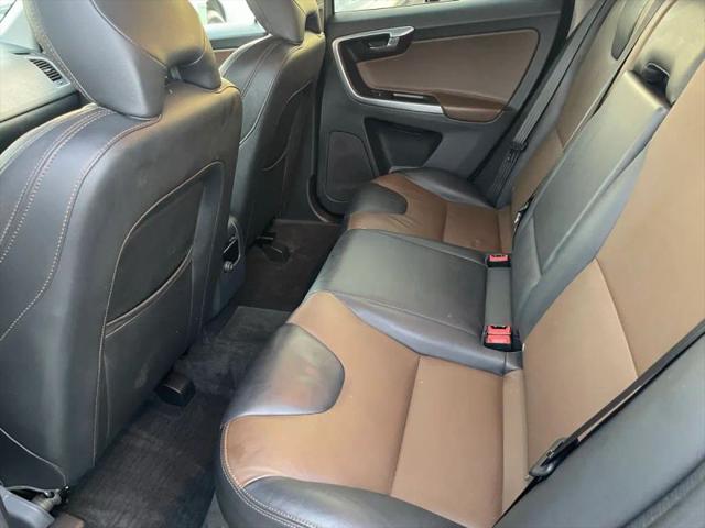 2017 Volvo XC60 T6 Dynamic