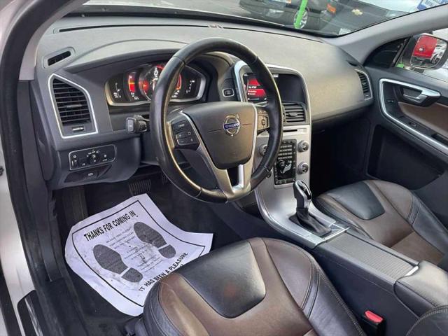 2017 Volvo XC60 T6 Dynamic