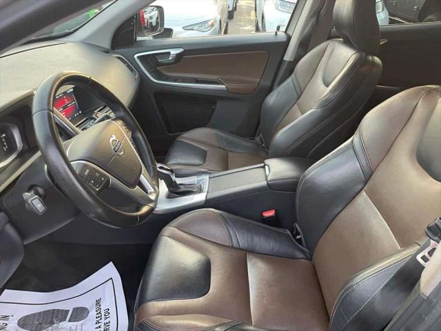 2017 Volvo XC60 T6 Dynamic