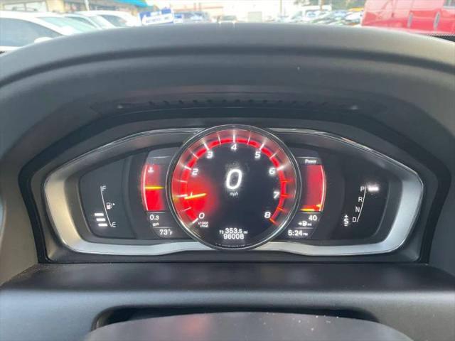 2017 Volvo XC60 T6 Dynamic