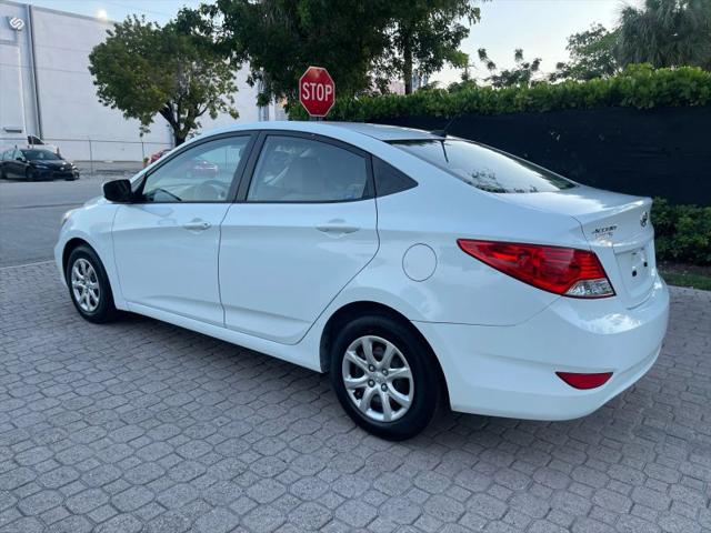 2013 Hyundai Accent GLS
