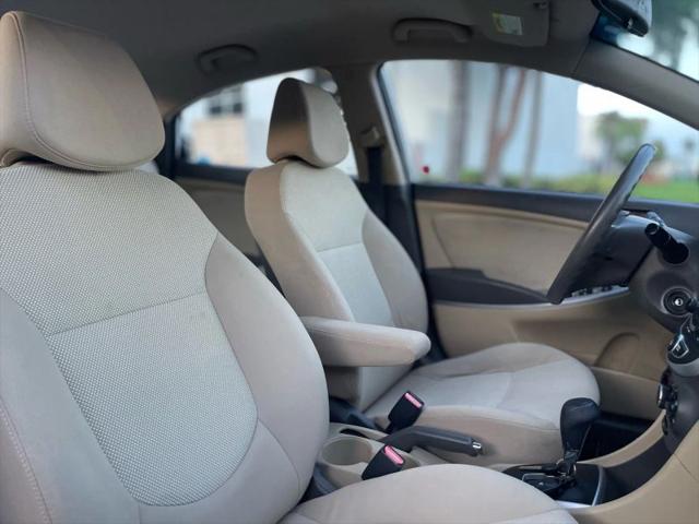 2013 Hyundai Accent GLS